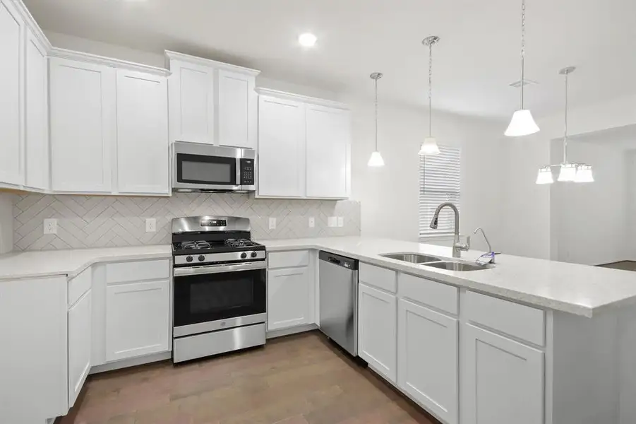 Lovely kitchen (*Photo not of actual home and used for illustration purposes only.)