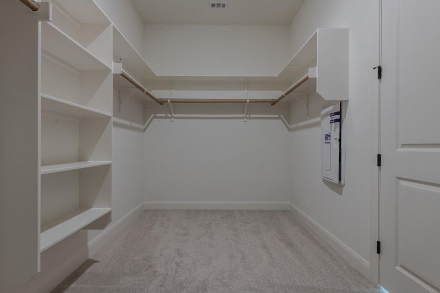 Image 17 representing the Avalon II by Ashton Woods in Waldsanger, New Braunfels, TX. Image 17 representing the Avalon II by Ashton Woods in Waldsanger, New Braunfels, TX.