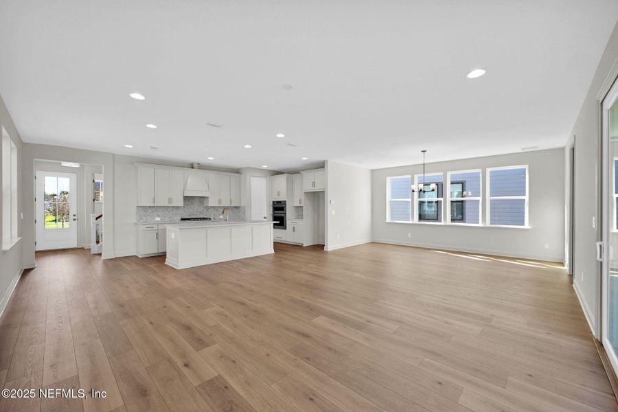 Spacious, unfurnished interior of a new home in Crosswinds at Nocatee, Ponte Vedra (Image 19).