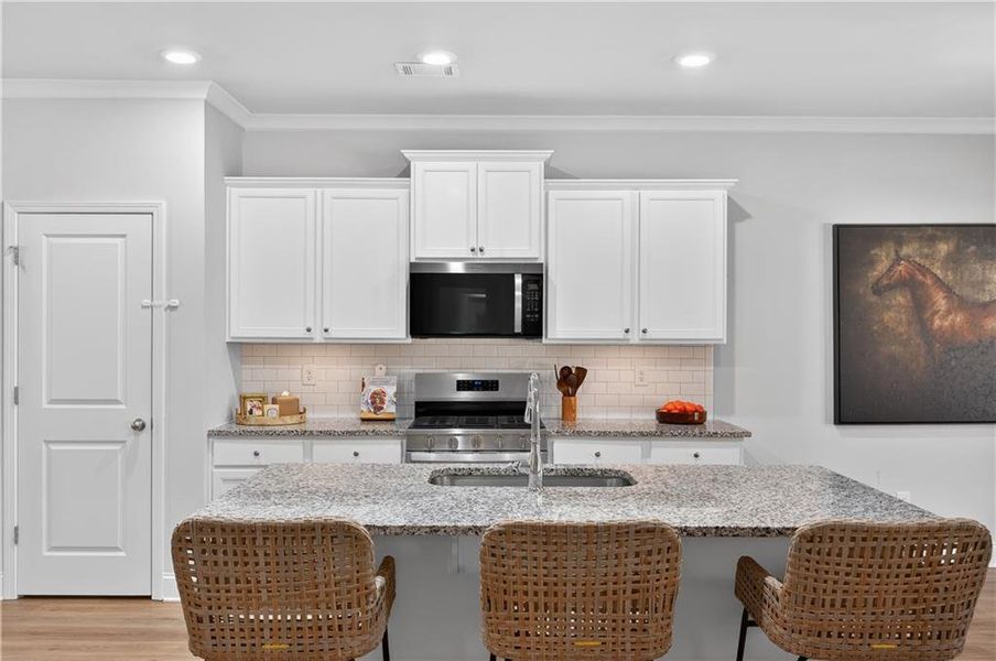 Furnished interior view inside a new home in , Jefferson (Image 11).
