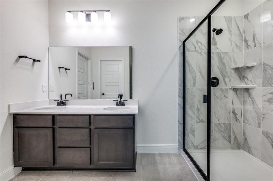 Furnished interior view inside a new home in Eagle Creek, Denton (Image 5).