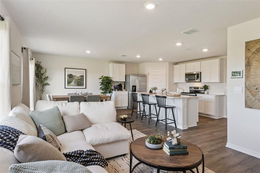 Furnished interior view inside a new home in Magnolia Pointe, Umatilla (Image 3).