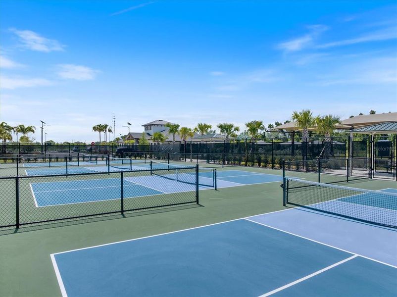 Community amenities in , Palmetto (Image 59).