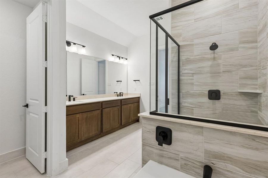 Furnished interior view inside a new home in Brahman Ranch, Venus (Image 9).