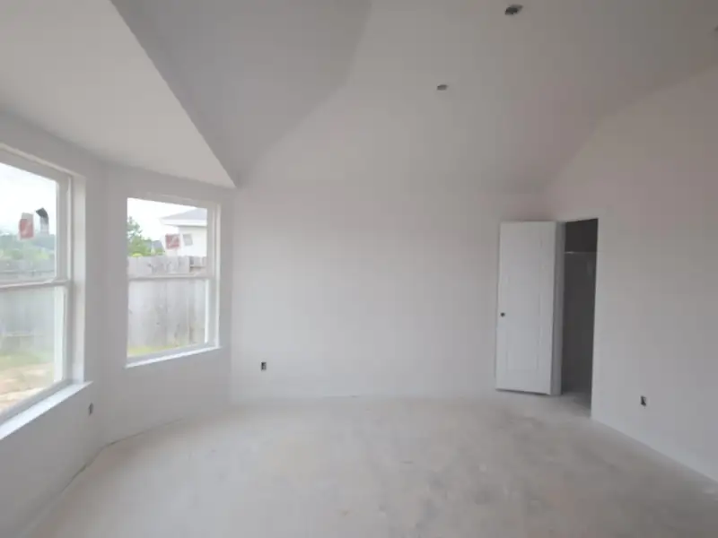 Spacious, unfurnished interior of a new home in Magnolia Ridge, Magnolia (Image 18).