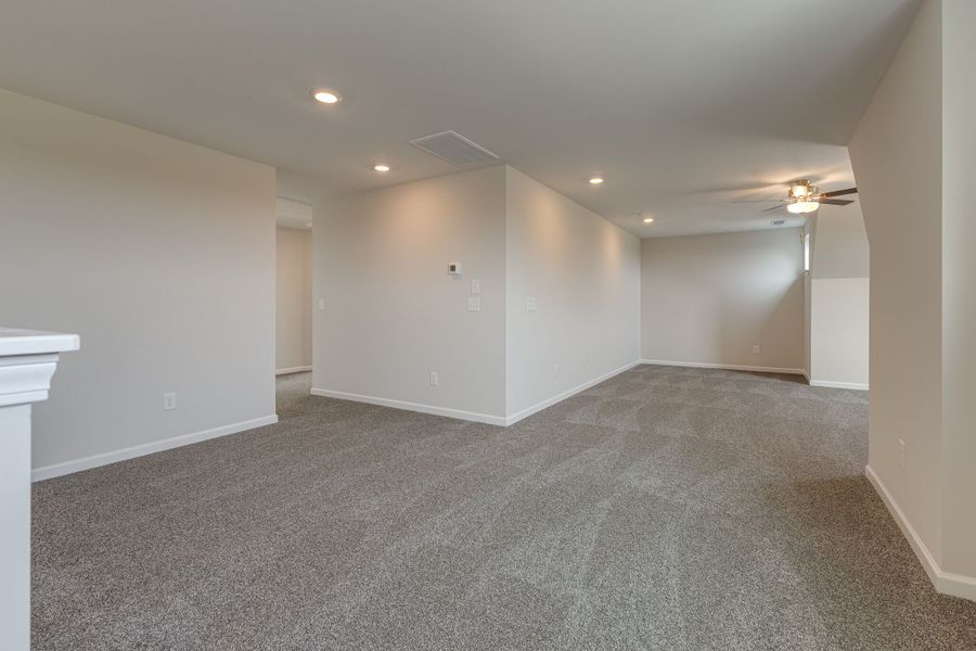 Spacious, unfurnished interior of a new home in Blakeney, Smyrna (Image 25).