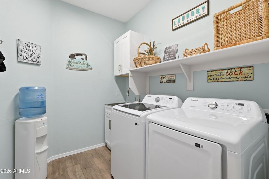 laundry room (1)