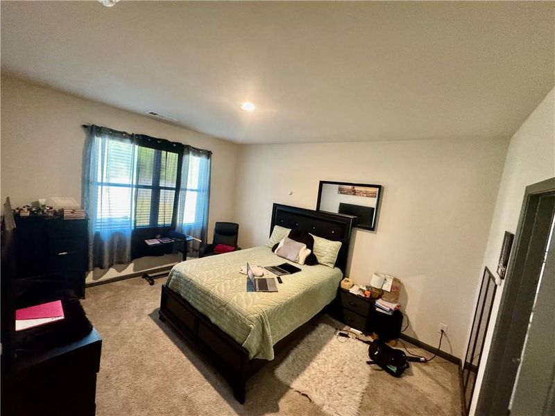Furnished interior view inside a new home in Oakwood, Dallas (Image 19).