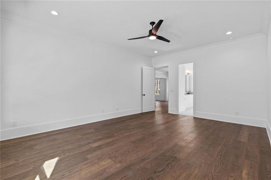 Spacious, unfurnished interior of a new home in , Lawrenceville (Image 40).