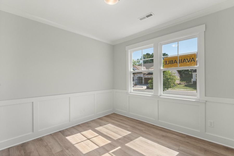 Spacious, unfurnished interior of a new home in Wexford, Elon (Image 62).