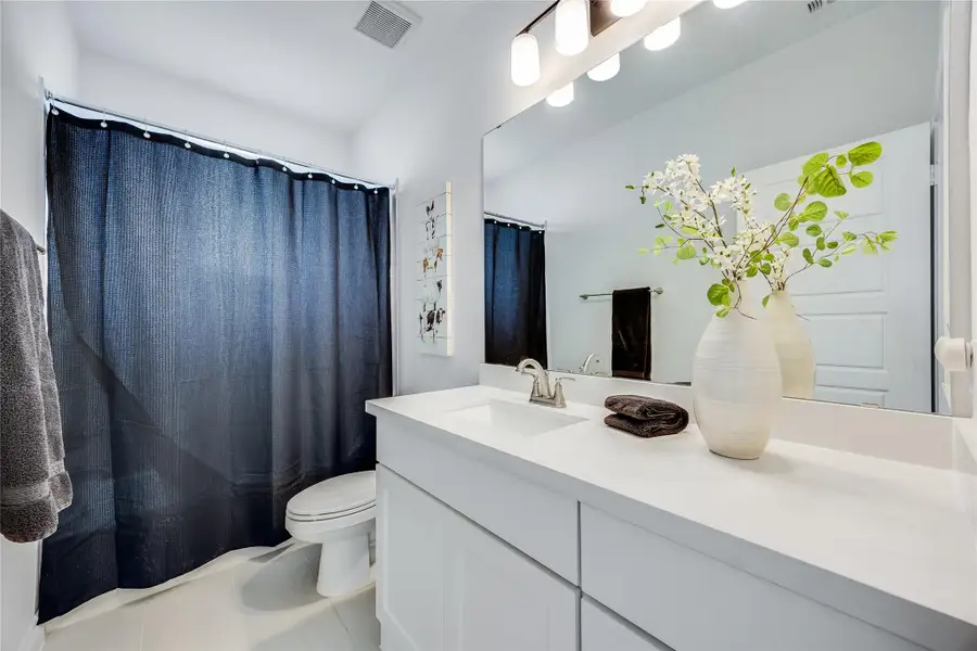 Furnished interior view inside a new home in Santa Rita Ranch 90', Liberty Hill (Image 6). Furnished interior view inside a new home in Santa Rita Ranch 90', Liberty Hill (Image 6).