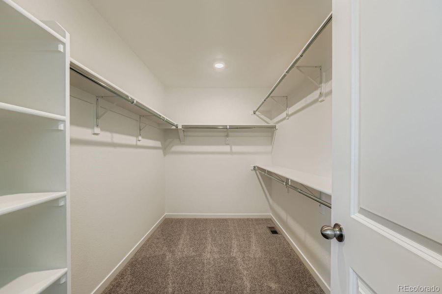 Image 12 of a home in Ken-Caryl Ranch: The Pioneer Collection. Image 12 of a home in Ken-Caryl Ranch: The Pioneer Collection.