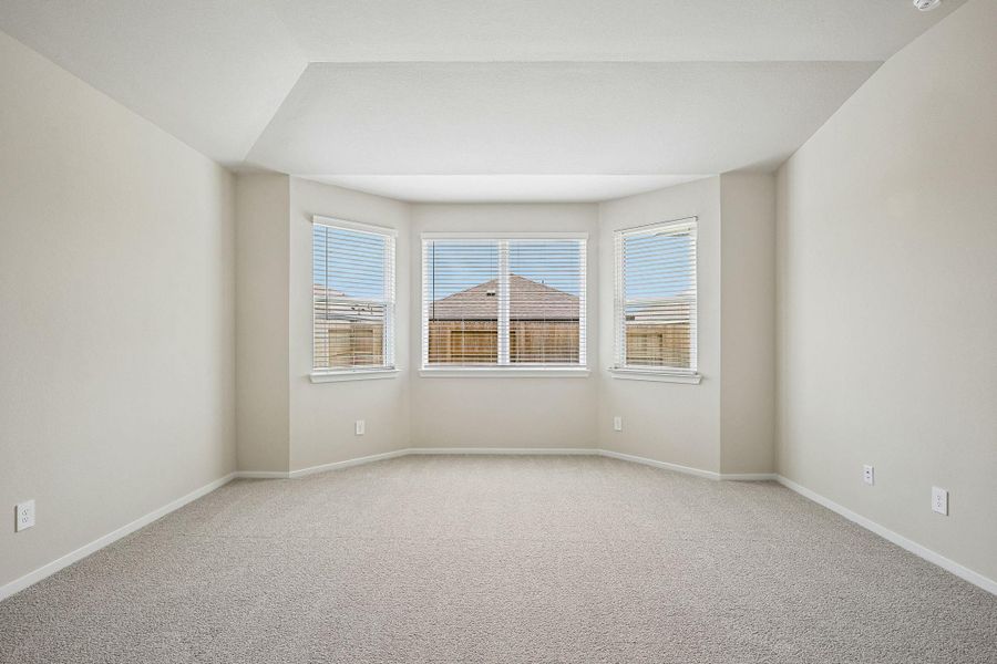 Spacious, unfurnished interior of a new home in Riviera Pines - Premier Series, Huffman (Image 24).