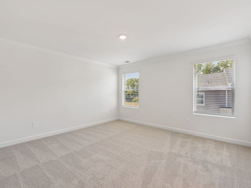 Spacious, unfurnished interior of a new home in Meadows at Wilson Farms - The Summit Series, Fort Mill (Image 14).