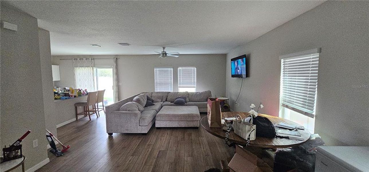 Furnished interior view inside a new home in Pasadena Point, Wesley Chapel (Image 3).