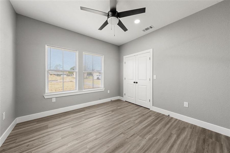 Spacious, unfurnished interior of a new home in , Woodway (Image 20). Spacious, unfurnished interior of a new home in , Woodway (Image 20).