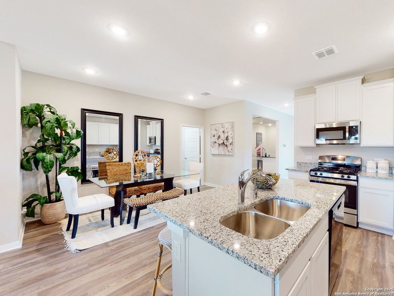 Furnished interior view inside a new home in Blue Ridge Ranch, San Antonio (Image 18). Furnished interior view inside a new home in Blue Ridge Ranch, San Antonio (Image 18).