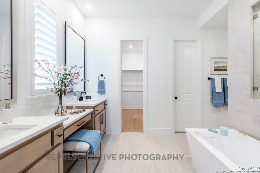 Furnished interior view inside a new home in Mont Blanc, Schertz (Image 24).
