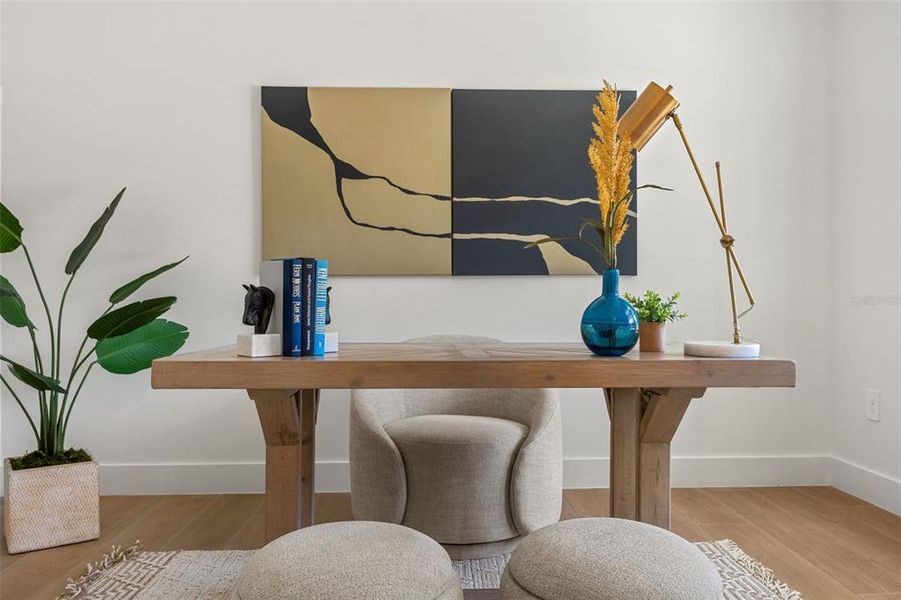 Furnished interior view inside a new home in , Orlando (Image 38).