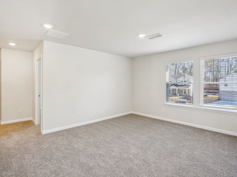 Spacious, unfurnished interior of a new home in Parkside at Grayson, Grayson (Image 18).