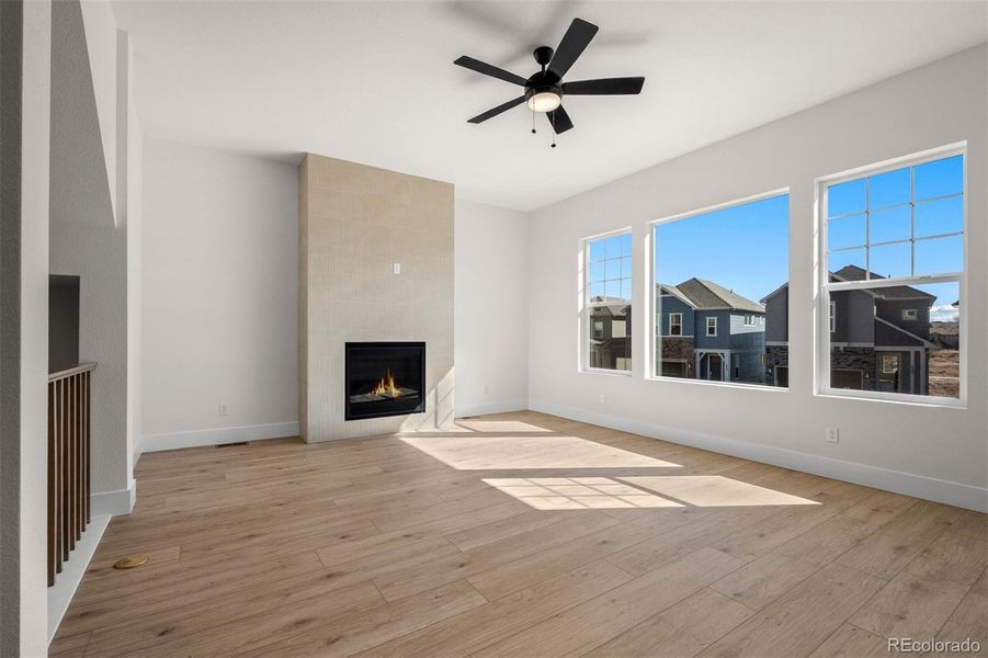 Spacious, unfurnished interior of a new home in Trailside at Cottonwood Creek, Colorado Springs (Image 26).