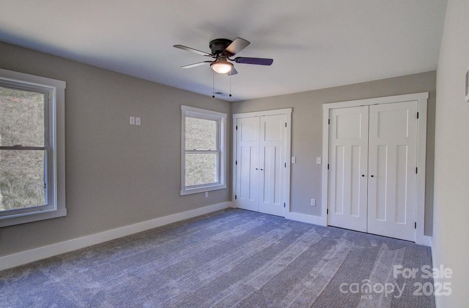 Spacious, unfurnished interior of a new home in , Asheville (Image 8).