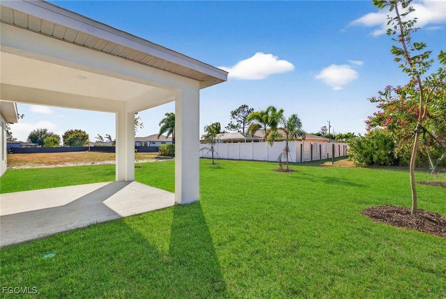 Exterior details and patio area of a home in Cape Coral, Cape Coral (Image 21).