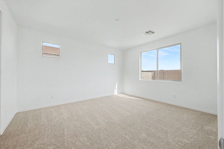 Spacious, unfurnished interior of a new home in Tierra Vistoso, Surprise (Image 9).
