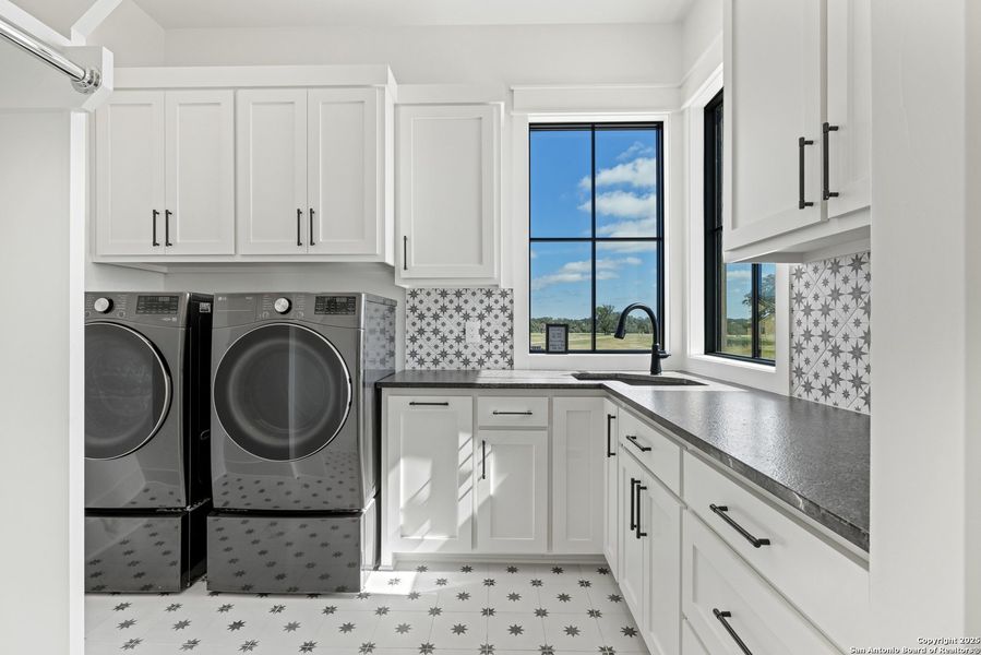 Furnished interior view inside a new home in , Fredericksburg (Image 37). Furnished interior view inside a new home in , Fredericksburg (Image 37).