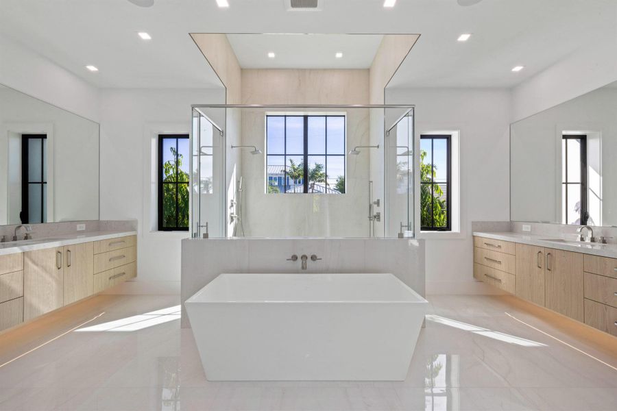 Spacious, unfurnished interior of a new home in , North Palm Beach (Image 53). Spacious, unfurnished interior of a new home in , North Palm Beach (Image 53).