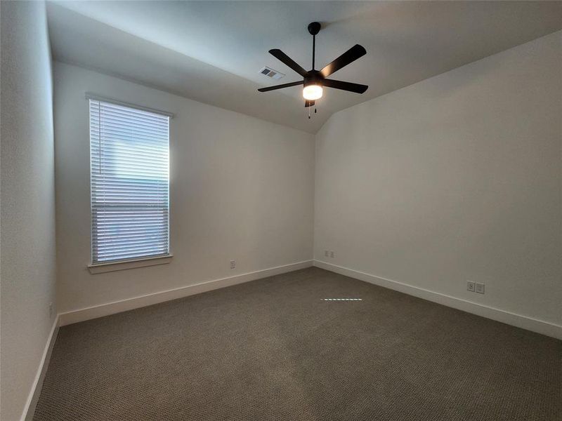 Spacious, unfurnished interior of a new home in Wildflower Ranch, Justin (Image 25).