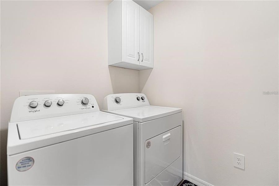 Close-up of interior finishes inside a home in Autumn Glen, Belleview (Image 20).