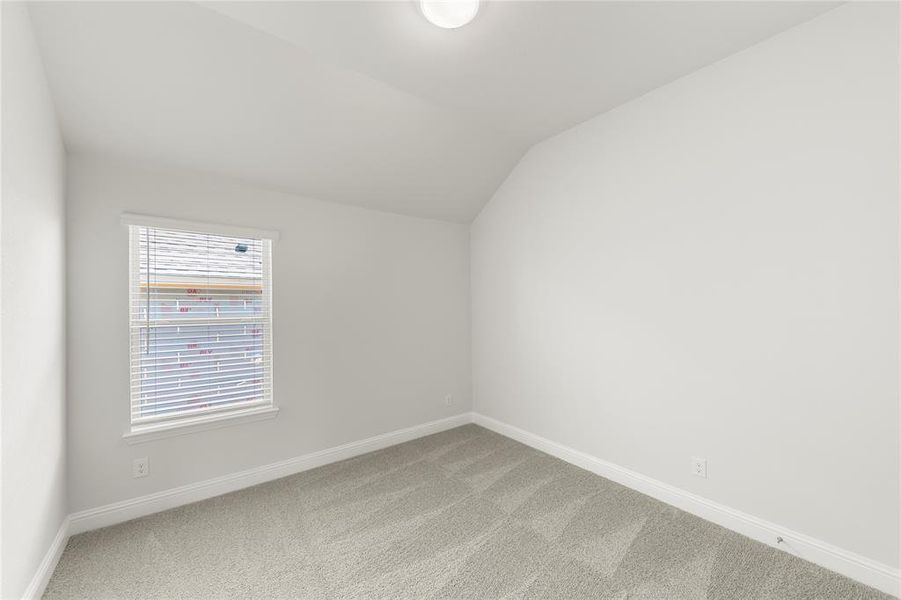 Spacious, unfurnished interior of a new home in Arcadia Trails, Balch Springs (Image 21).