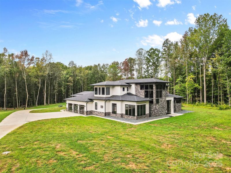 Image 34 of a home in . Image 34 of a home in .