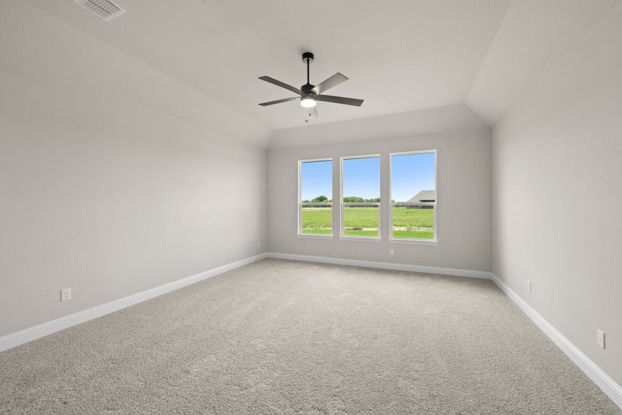 Spacious, unfurnished interior of a new home in Pecan Acres, Red Oak (Image 27). Spacious, unfurnished interior of a new home in Pecan Acres, Red Oak (Image 27).