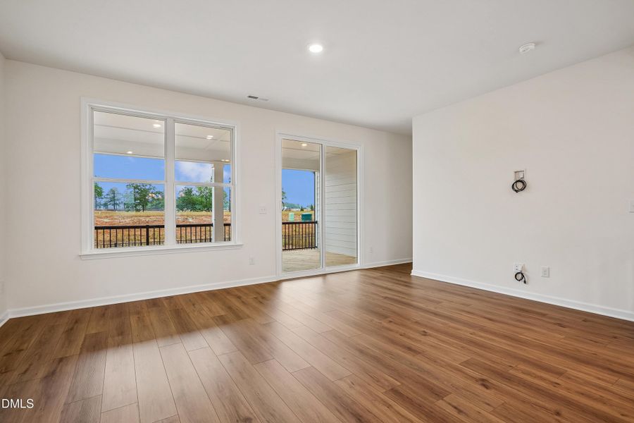 08-Living Room