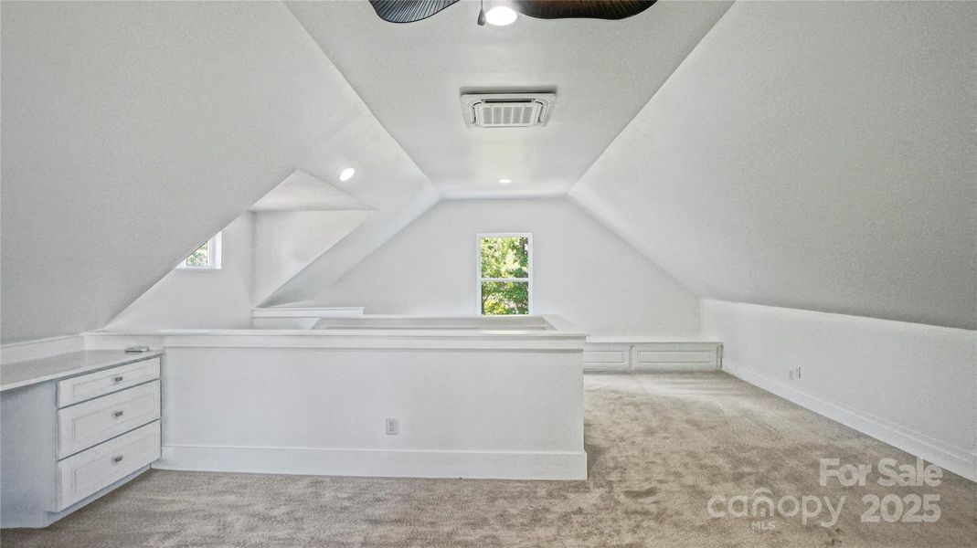 Image 37 of a home in .