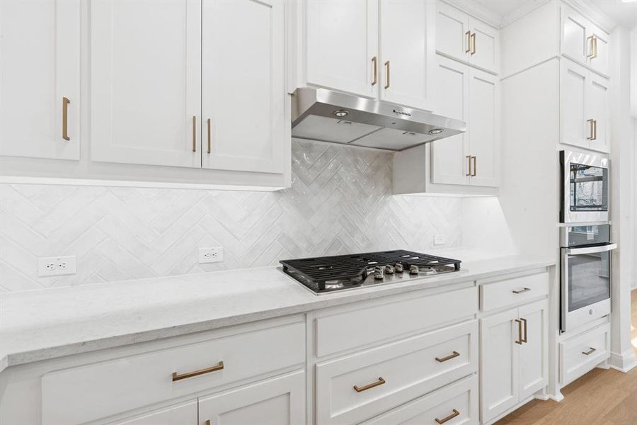 Close-up of interior finishes inside a home in Hillside at Las Colinas, Irving (Image 14).