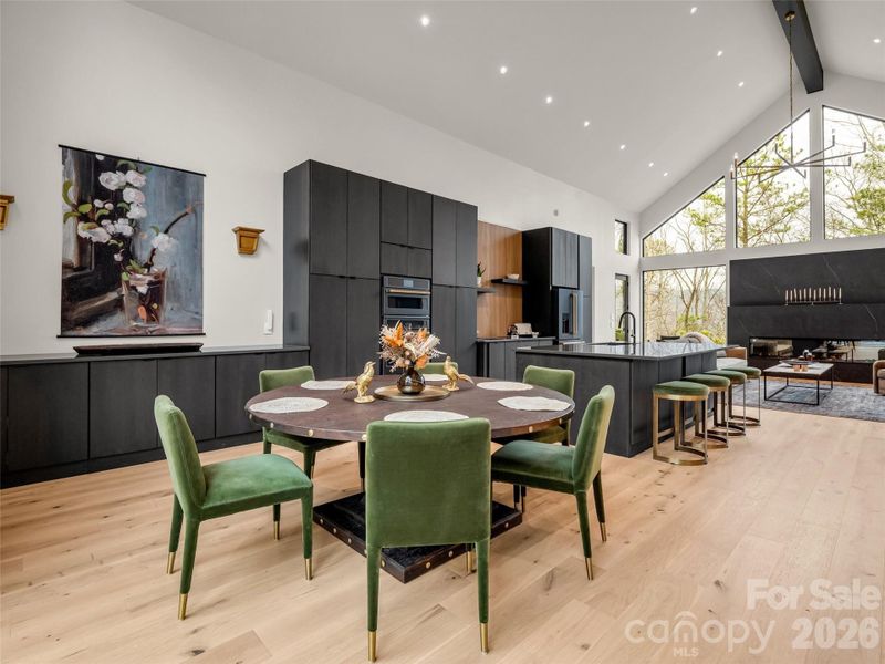 Community amenities in , Lake Lure (Image 31).