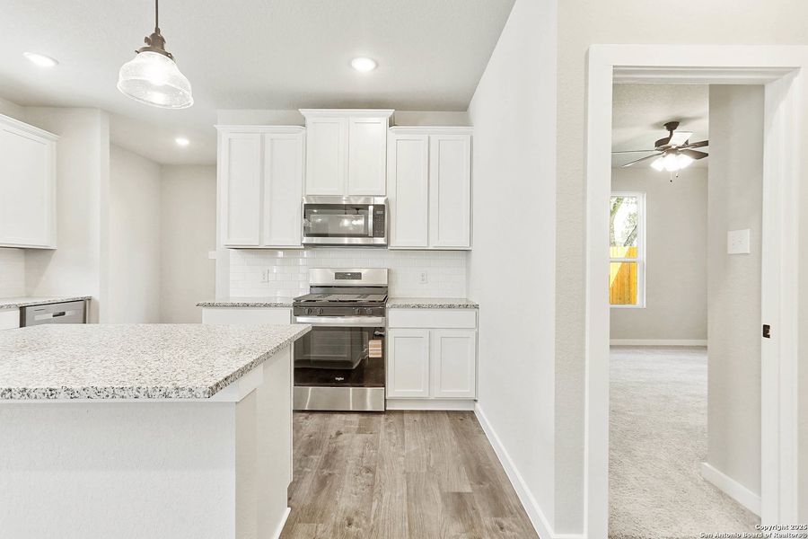Furnished interior view inside a new home in Fairway Crossing 40s, San Antonio (Image 12). Furnished interior view inside a new home in Fairway Crossing 40s, San Antonio (Image 12).