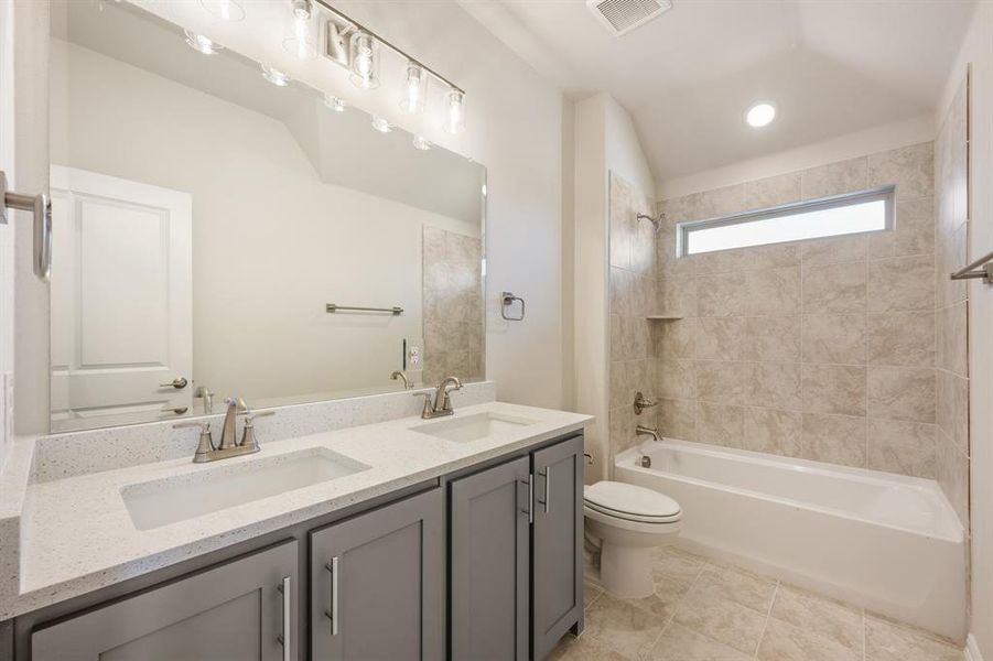 Furnished interior view inside a new home in Liberty, Melissa (Image 10). Furnished interior view inside a new home in Liberty, Melissa (Image 10).