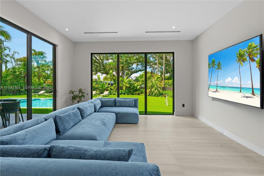 Image 53 of a home in .