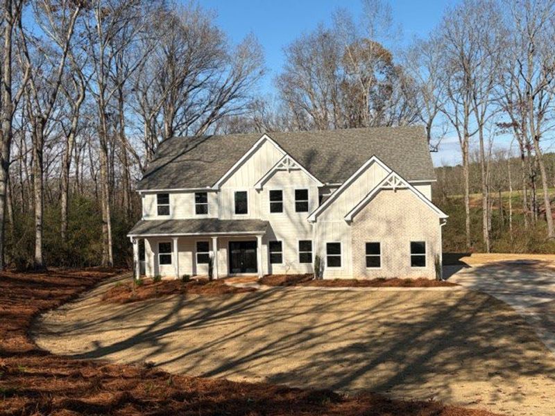 Image 10 of a home in Blackwelder Bluff.
