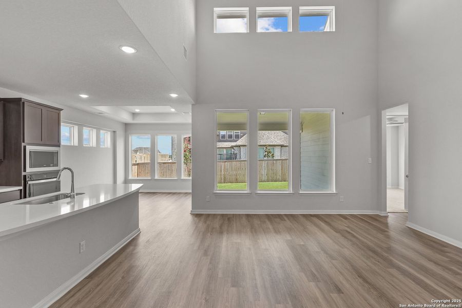 Image 29 of a home in Mayfair 50'.