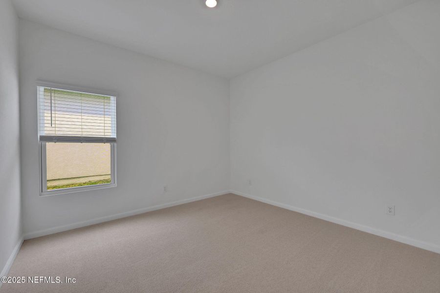 Spacious, unfurnished interior of a new home in Cordova Palms, St. Augustine (Image 15).