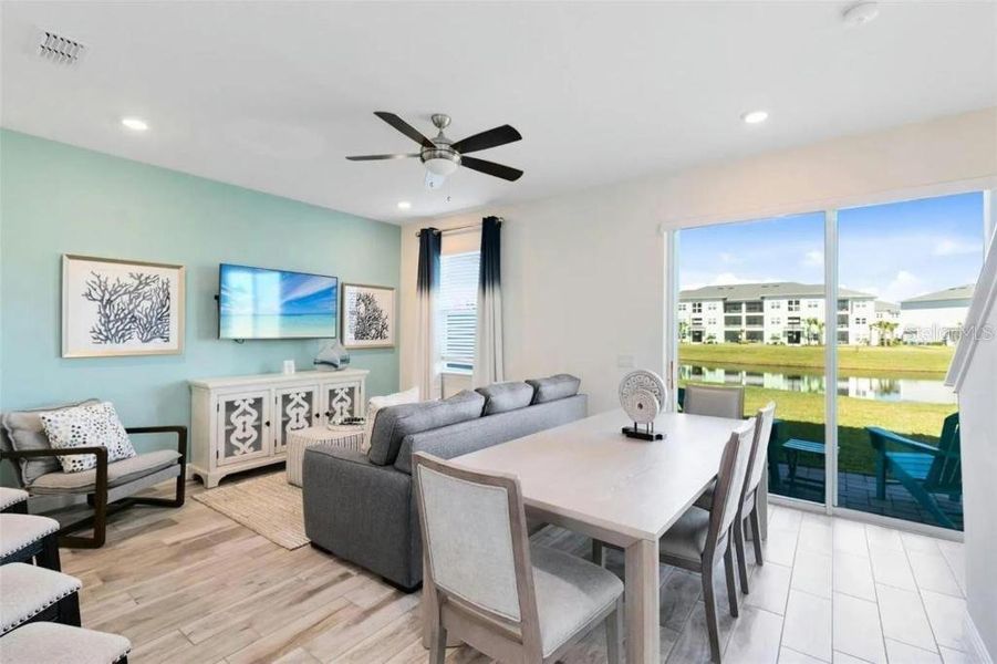 Furnished interior view inside a new home in , Kissimmee (Image 20).