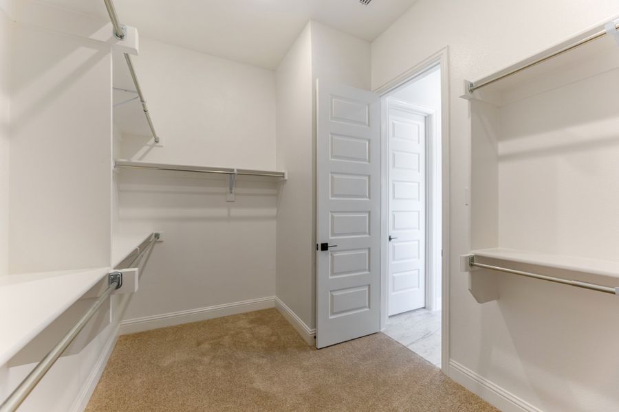 Image 27 representing the Cameron by UnionMain Homes in Cambridge Crossing, Celina, TX.