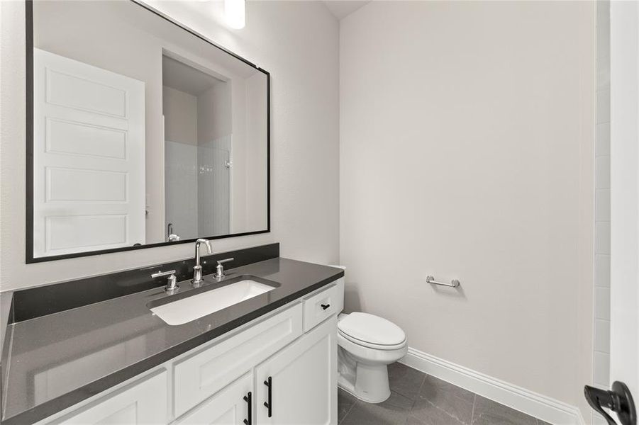 05. 3304 Andesite - 2ND Bath