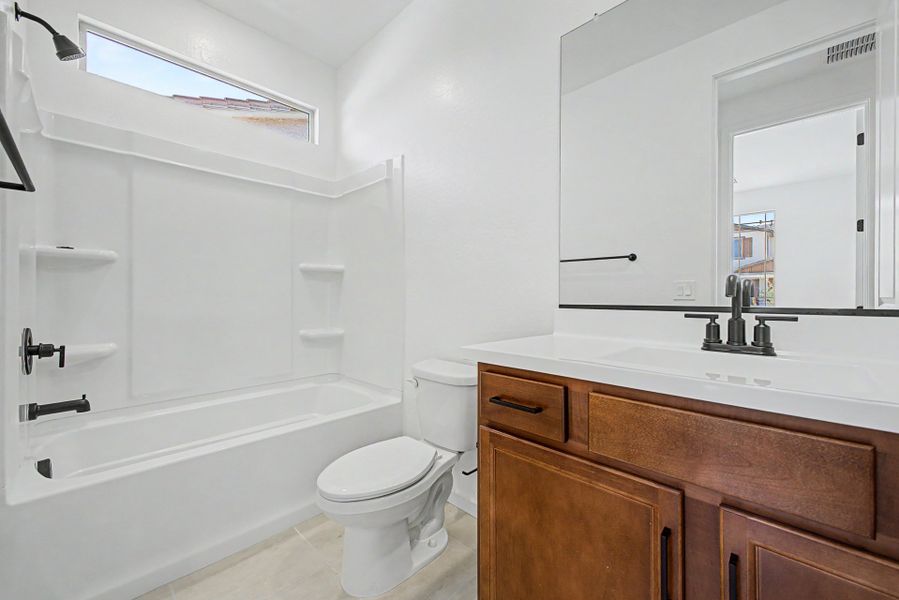 Furnished interior view inside a new home in Frontera, Surprise (Image 8).