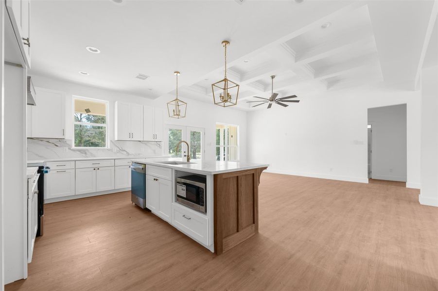 Furnished interior view inside a new home in , Hempstead (Image 7).